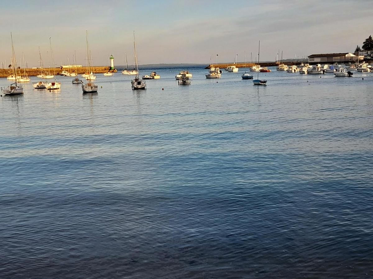 Appartement Ensoleille Et Calme A Saint Quay Portrieux 35 M² Parking Luaran gambar